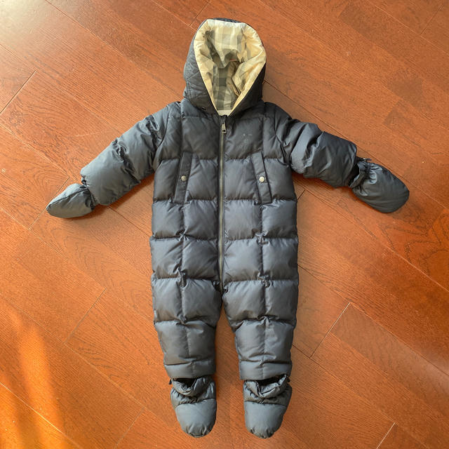BURBERRYジャンプスーツ-