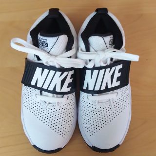 ナイキ(NIKE)のNIKE スニーカー(スニーカー)