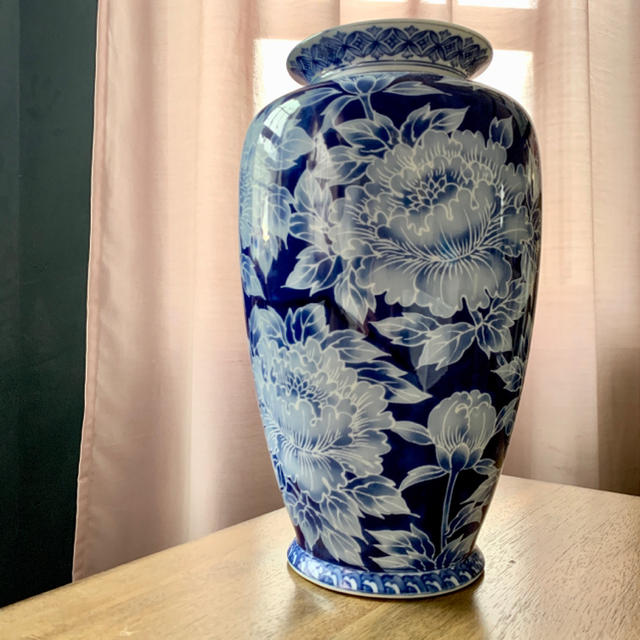 花瓶 オリエンタル フラワーベース 大型 青 白 ブルー 大きいの通販 by yuurishop｜ラクマ