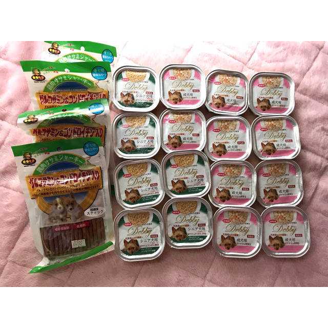 Dbf 訳ありおまけ付き デビフ 缶詰 デビィ シニア犬用 成犬用 16個の通販 By ちょっぴ S Shop デビフならラクマ