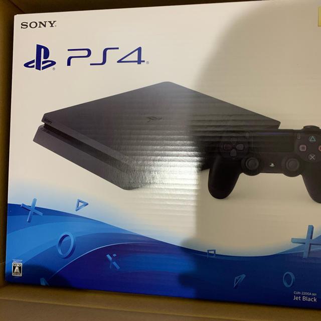 PlayStation4(プレイステーション4)のPS4 本体 エンタメ/ホビーのゲームソフト/ゲーム機本体(家庭用ゲーム機本体)の商品写真