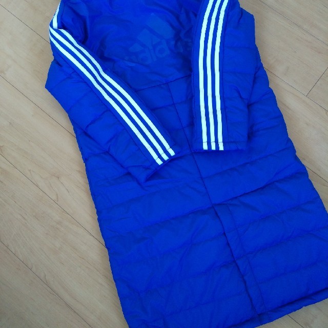 adidas(アディダス)のアディダス　ベンチコート　150  新品　ボア キッズ/ベビー/マタニティのキッズ服男の子用(90cm~)(ジャケット/上着)の商品写真