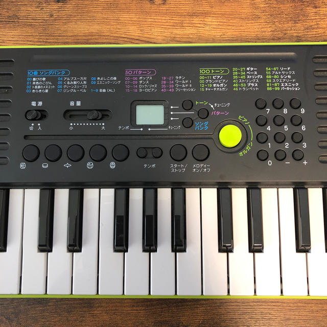 CASIO(カシオ)の【ばななん様専用】CASIO(カシオ) キーボード　SA-46 楽器の鍵盤楽器(キーボード/シンセサイザー)の商品写真