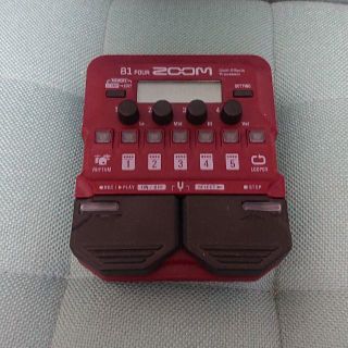 ズーム(Zoom)のZOOM B1 Four(ベースエフェクター)