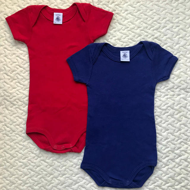 PETIT BATEAU(プチバトー)のPETITBATEAU プチバトー　半袖ロンパース　2枚セット キッズ/ベビー/マタニティのベビー服(~85cm)(ロンパース)の商品写真