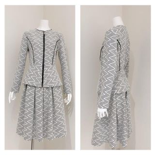 マックスマーラ(Max Mara)のMARELLA   セットアップ　スーツ(スーツ)