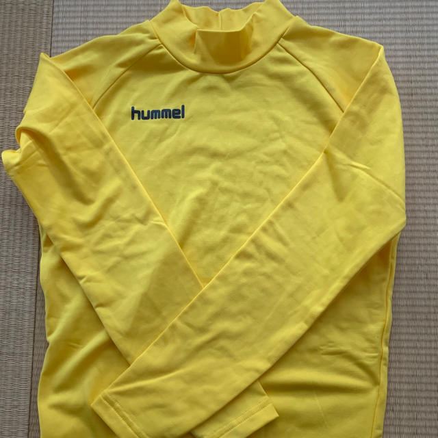 hummel(ヒュンメル)の✴︎ヒュンメル インナー✴︎ スポーツ/アウトドアのサッカー/フットサル(ウェア)の商品写真