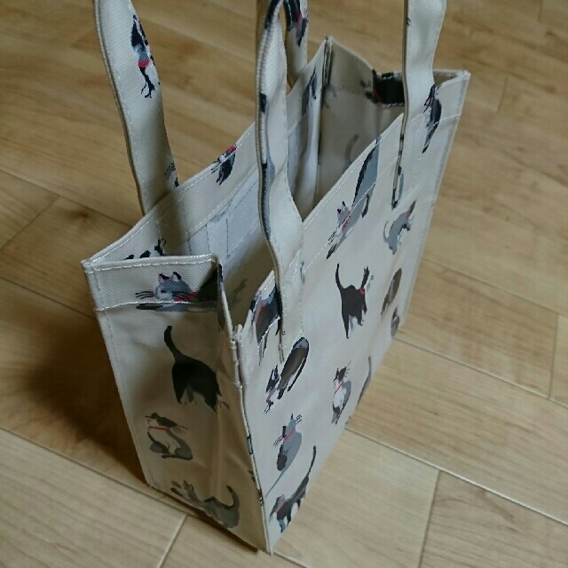 Cath Kidston - 新品 キャス・キッドソン ネコ柄 猫 ねこ Cath Kidston - 新品 キャス・キッドソン ネコ柄 猫 ねこ