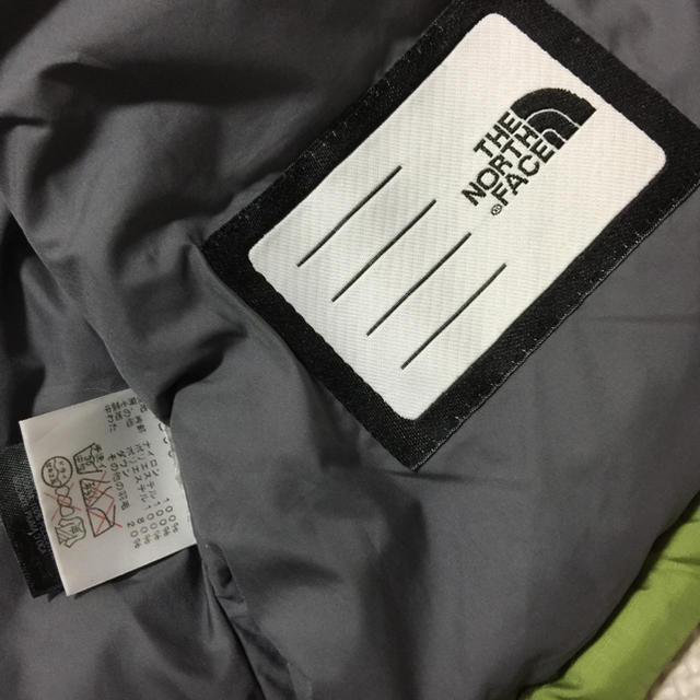 THE NORTH FACE(ザノースフェイス)の暖かい♡ノースフェイス ダウンジャケット 600FIL グリーン キッズ/ベビー/マタニティのキッズ服男の子用(90cm~)(ジャケット/上着)の商品写真