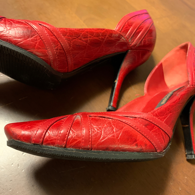Sergio Rossi(セルジオロッシ)のセルジオロッシ☆パンプス36☆値下げしました レディースの靴/シューズ(ハイヒール/パンプス)の商品写真