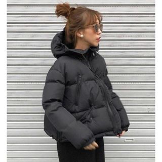 モンクレール(MONCLER)のmite ショートダウン　早い者勝ち(ダウンジャケット)