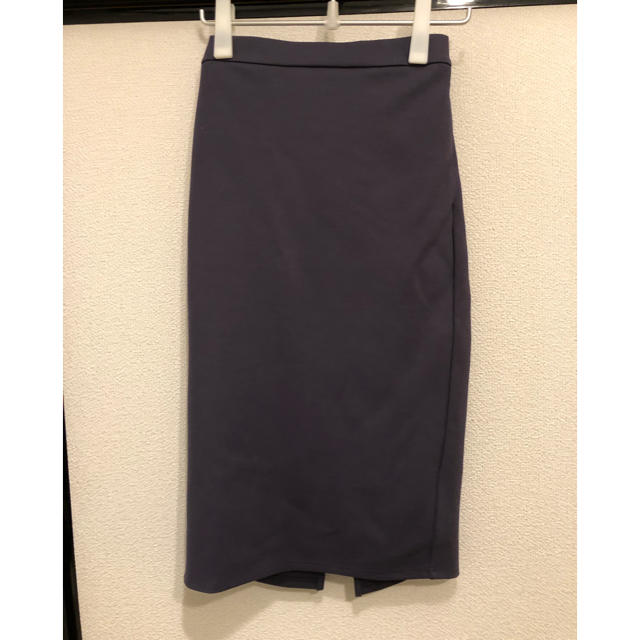 GU(ジーユー)のGU カットソータイトスカート レディースのスカート(ひざ丈スカート)の商品写真
