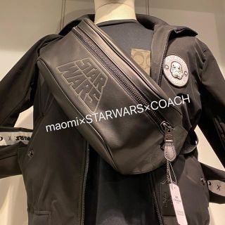 コーチ(COACH)のCOACH×STARWARSクロスボディバッグ　メンズ　新品コーチスターウォーズ(ボディーバッグ)