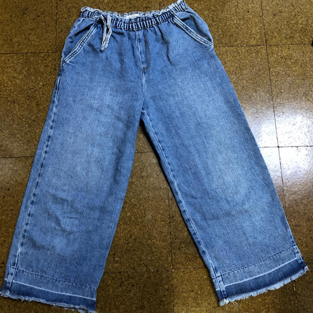 ZARA KIDS(ザラキッズ)のZARA kids ジーパン キッズ/ベビー/マタニティのキッズ服男の子用(90cm~)(パンツ/スパッツ)の商品写真