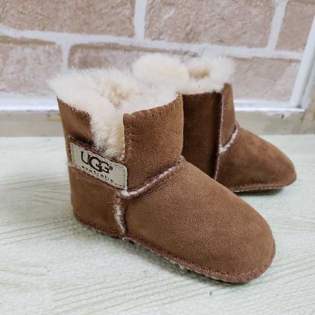 UGG(アグ)のUGG　ムートンブーツ14cm キッズ/ベビー/マタニティのベビー靴/シューズ(~14cm)(ブーツ)の商品写真