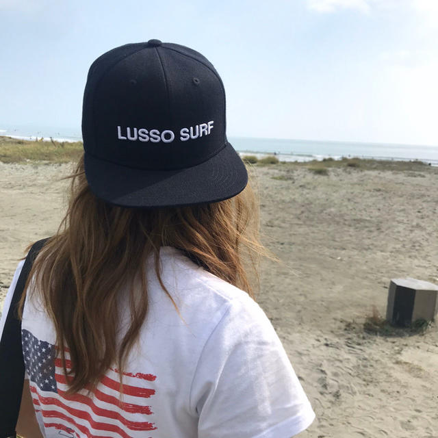 Ron Herman(ロンハーマン)の秋コーデ☆LUSSO SURF 3Dロゴ刺繍プリント☆RVCA メンズの帽子(キャップ)の商品写真