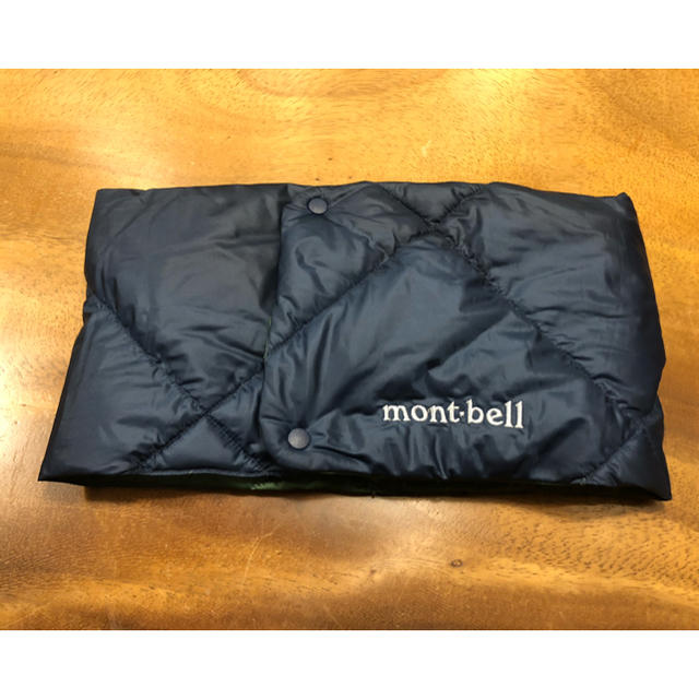 mont bell(モンベル)の美品　モンベル  ダウン　ネックウォーマー　ネイビー&グリーン メンズのファッション小物(ネックウォーマー)の商品写真