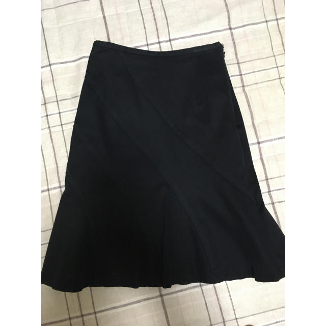 黒ベロアマーメイドスカート レディースのスカート(ひざ丈スカート)の商品写真