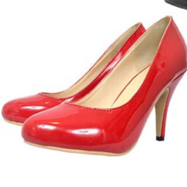 エナメルパンプス 赤 レディースの靴/シューズ(ハイヒール/パンプス)の商品写真