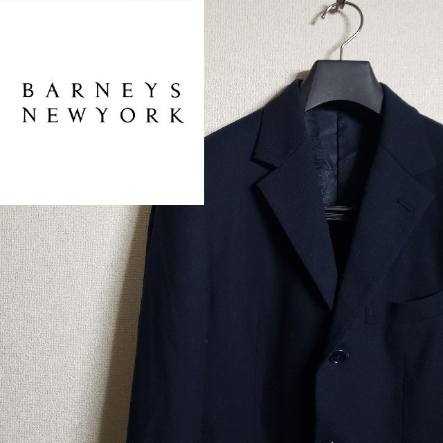 BARNEYS NEW YORK(バーニーズニューヨーク)のバーニーズニューヨーク ネイビー クラシック ビジネス バーニーズ サイドベンツ メンズのジャケット/アウター(テーラードジャケット)の商品写真