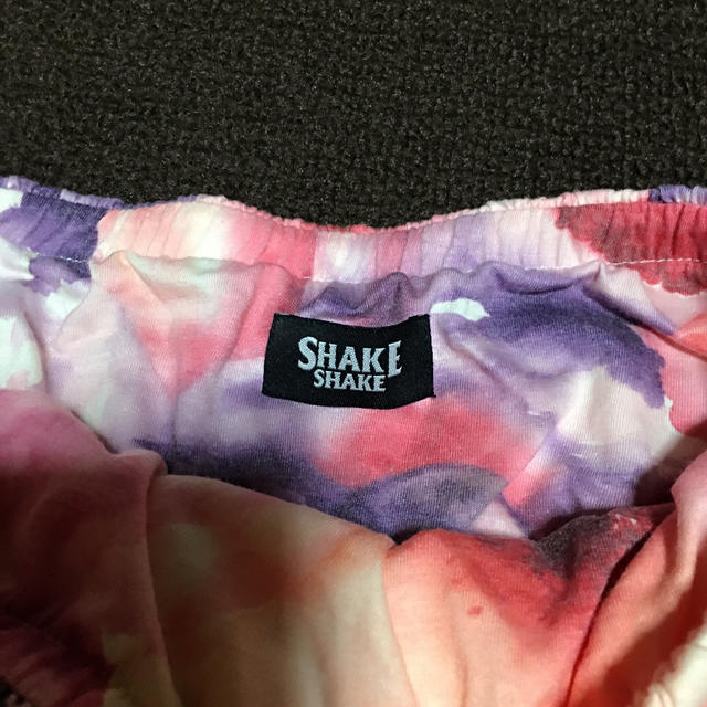 SHAKE SHAKE(シェイクシェイク)のSHAKESHAKE ベアトップス レディースのトップス(ベアトップ/チューブトップ)の商品写真