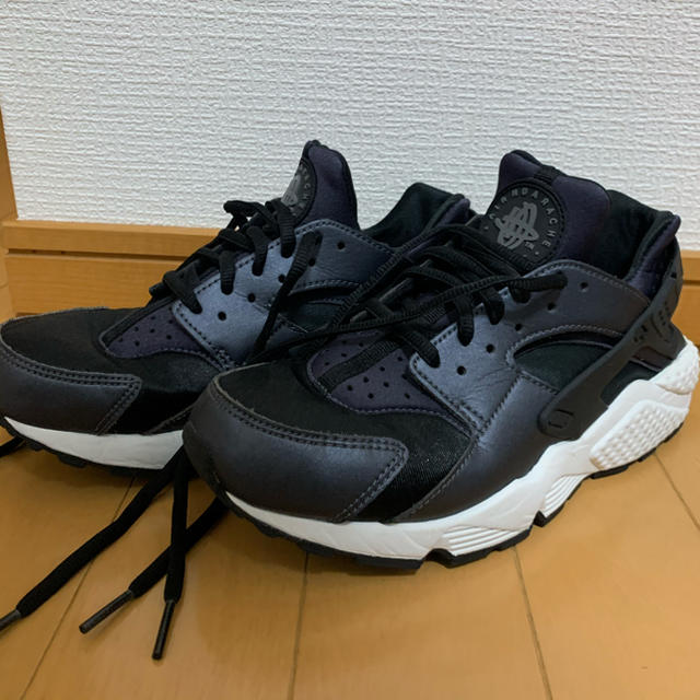 NIKE(ナイキ)のNIKE SHOES レディースの靴/シューズ(スニーカー)の商品写真