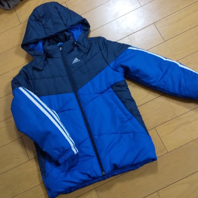 adidas(アディダス)の美品☆中綿プルゾン キッズ/ベビー/マタニティのキッズ服男の子用(90cm~)(ジャケット/上着)の商品写真