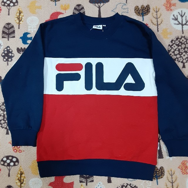 FILA(フィラ)のFILA  キッズ150  未使用トレーナー キッズ/ベビー/マタニティのキッズ服男の子用(90cm~)(ジャケット/上着)の商品写真