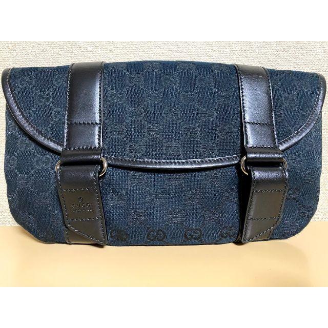 Gucci(グッチ)のグッチ GGキャンバス ウエストポーチ 黒 ブラック　美品（中古） レディースのバッグ(ボディバッグ/ウエストポーチ)の商品写真