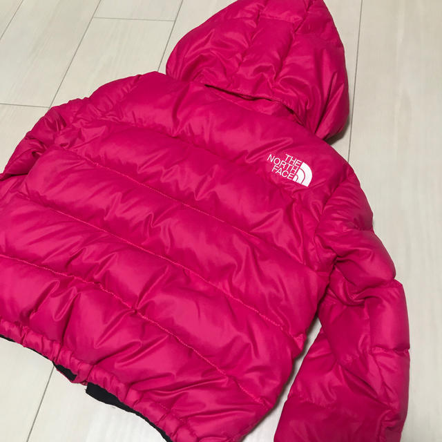 THE NORTH FACE(ザノースフェイス)のノースフェイス　キッズ　ダウンジャケット　100センチ キッズ/ベビー/マタニティのキッズ服女の子用(90cm~)(ジャケット/上着)の商品写真