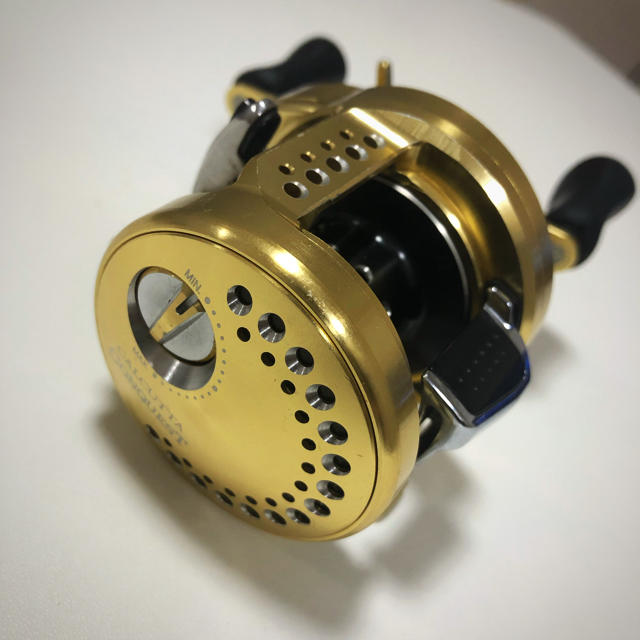 SHIMANO 15 カルカッタコンクエスト 200HG SHIMANO 15 カルカッタコンクエスト 200HG