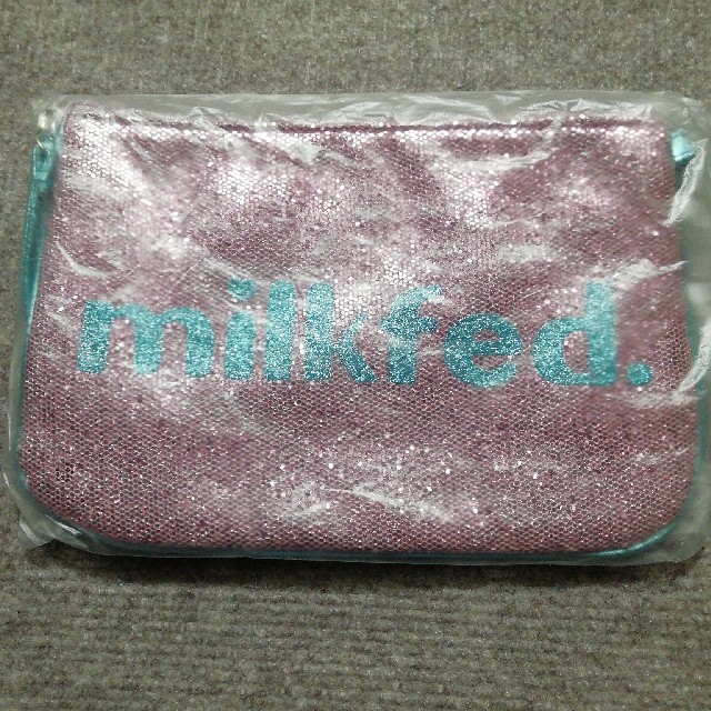 MILKFED.(ミルクフェド)のmilkfed.ポーチ レディースのファッション小物(ポーチ)の商品写真