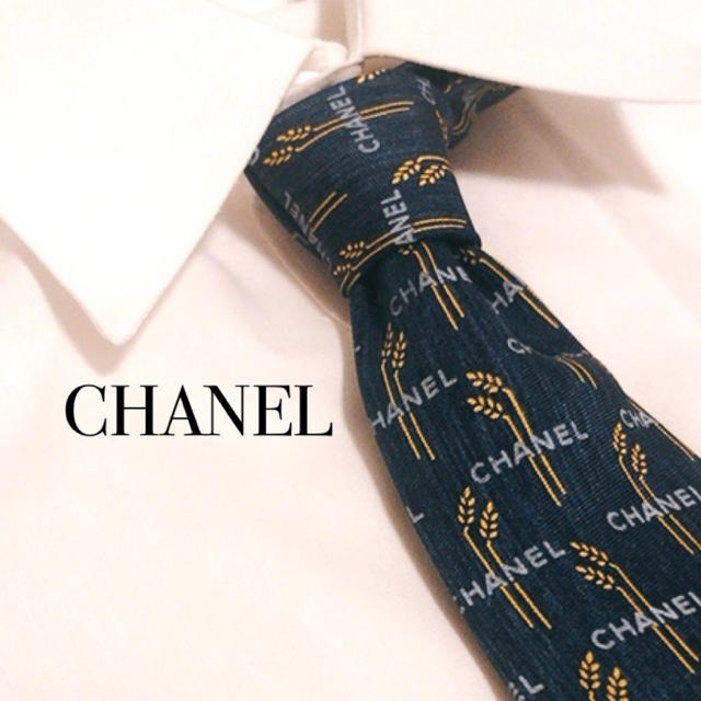 CHANEL - CHANEL シャネル ロゴ柄 チェーン ネクタイ ネイビー CHANEL - CHANEL シャネル ロゴ柄 チェーン ネクタイ ネイビー