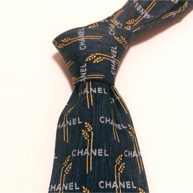 CHANEL - CHANEL シャネル ロゴ柄 チェーン ネクタイ ネイビー CHANEL - CHANEL シャネル ロゴ柄 チェーン ネクタイ ネイビー