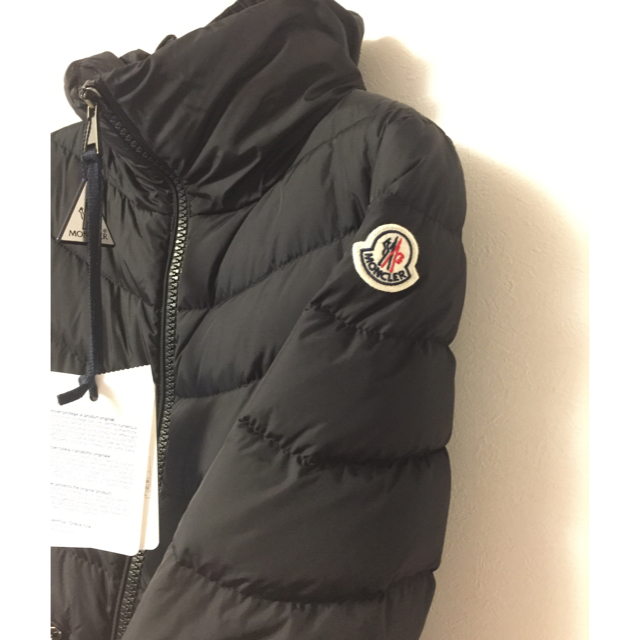 MONCLER(モンクレール)のMONCLER モンクレール ミリエル 00サイズ レディースのジャケット/アウター(ダウンジャケット)の商品写真