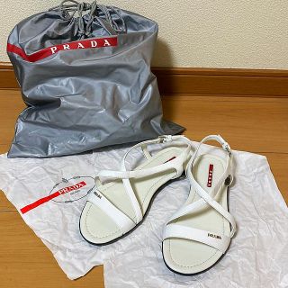 プラダ(PRADA)のPRADA サンダル プラダ フラット miumiu ミュウミュウ 23.5(サンダル)