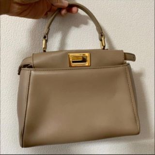 フェンディ(FENDI)のBlair様専用 フェンディ ピーカブー グレージュ ゴールド金具(ハンドバッグ)