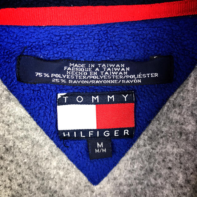 TOMMY HILFIGER(トミーヒルフィガー)のトミーヒルフィガー フリース ハーフジップ プルオーバー 刺繍ロゴ 送料無料 メンズのジャケット/アウター(ブルゾン)の商品写真