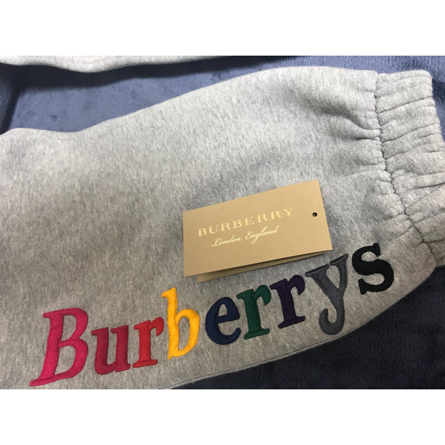 BURBERRY - BURBERRY スウェットパンツ ☆15日まで限定価格☆の通販 by