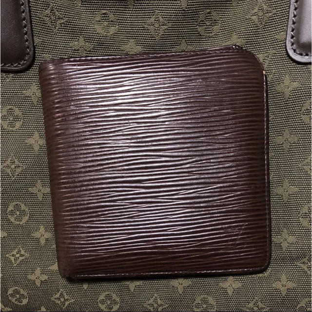 LOUIS VUITTON(ルイヴィトン)のルイヴィトン エピ 二つ折りお財布 メンズのファッション小物(折り財布)の商品写真