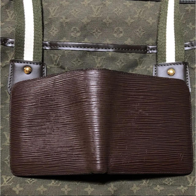 LOUIS VUITTON(ルイヴィトン)のルイヴィトン エピ 二つ折りお財布 メンズのファッション小物(折り財布)の商品写真