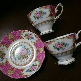 ロイヤルアルバート(ROYAL ALBERT)のロイヤルアルバート  レディーカーライル(食器)