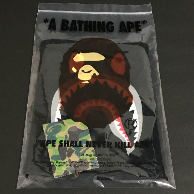 A BATHING APE(アベイシングエイプ)のBAPE SHARK NECK WARMER メンズのファッション小物(ネックウォーマー)の商品写真