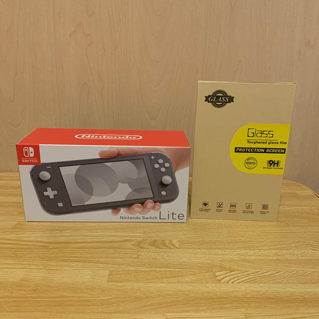 【第1位獲得！】 Nintendo Switch - Nintendo Switch Lite + 保護フィルム 家庭用ゲーム機本体