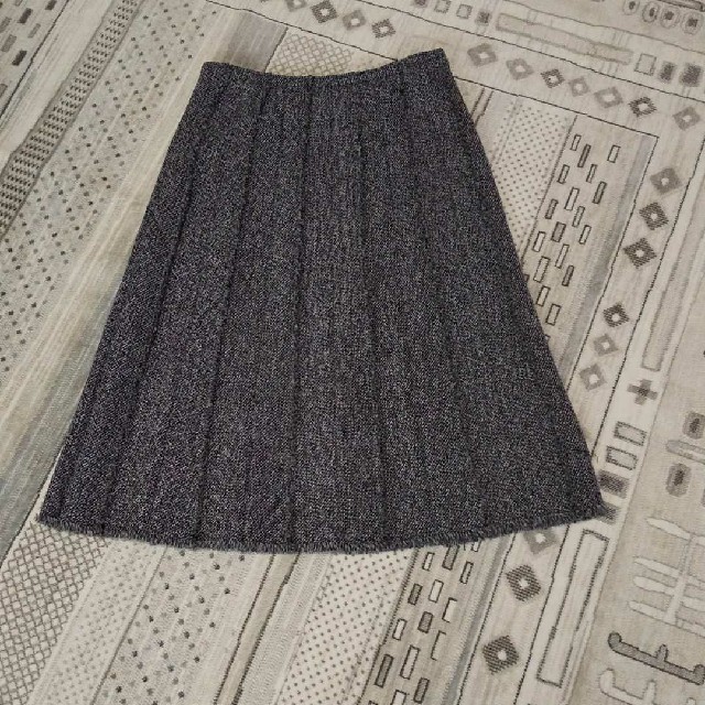 TOMORROWLAND(トゥモローランド)の#お値下げ　BALLSEY （ボールジィ）ツイードスカート レディースのスカート(ひざ丈スカート)の商品写真