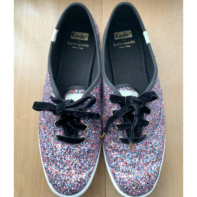 kate spade new york(ケイトスペードニューヨーク)のKate Spade x Keds グリッタースニーカー レディースの靴/シューズ(スニーカー)の商品写真