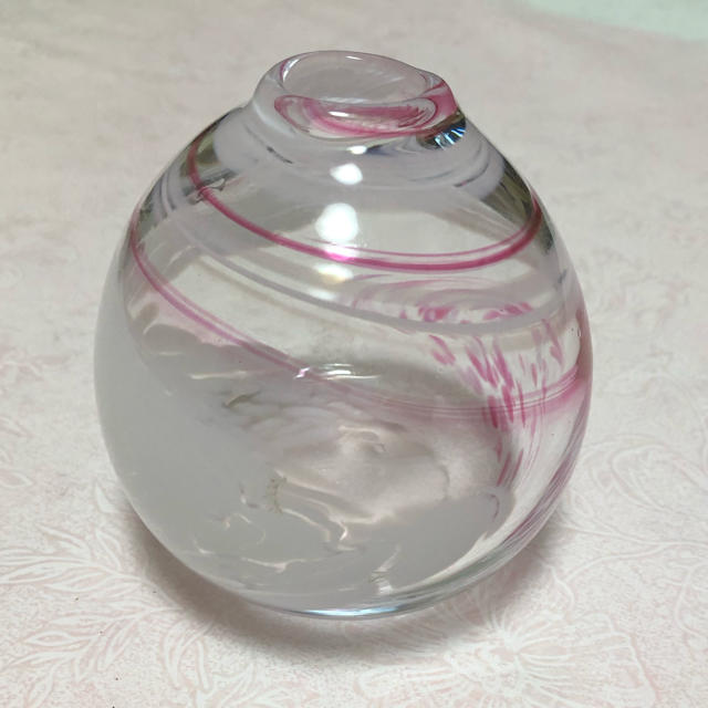 ガラスの花瓶 インテリア/住まい/日用品のインテリア小物(花瓶)の商品写真