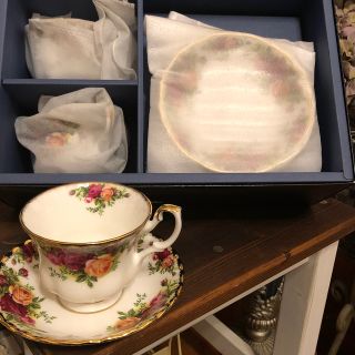 ロイヤルアルバート(ROYAL ALBERT)のロイヤル・アルバート ティーカップ＆ソーサー(3客)(食器)