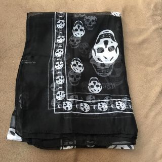 Alexander McQueen(ストール)のフリマアイテム一覧 Alexander McQueen(ストール)のフリマアイテム一覧