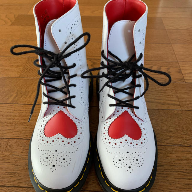 美品 ドクターマーチン バレンタインモデル HEARTS 3-EYE SHOE